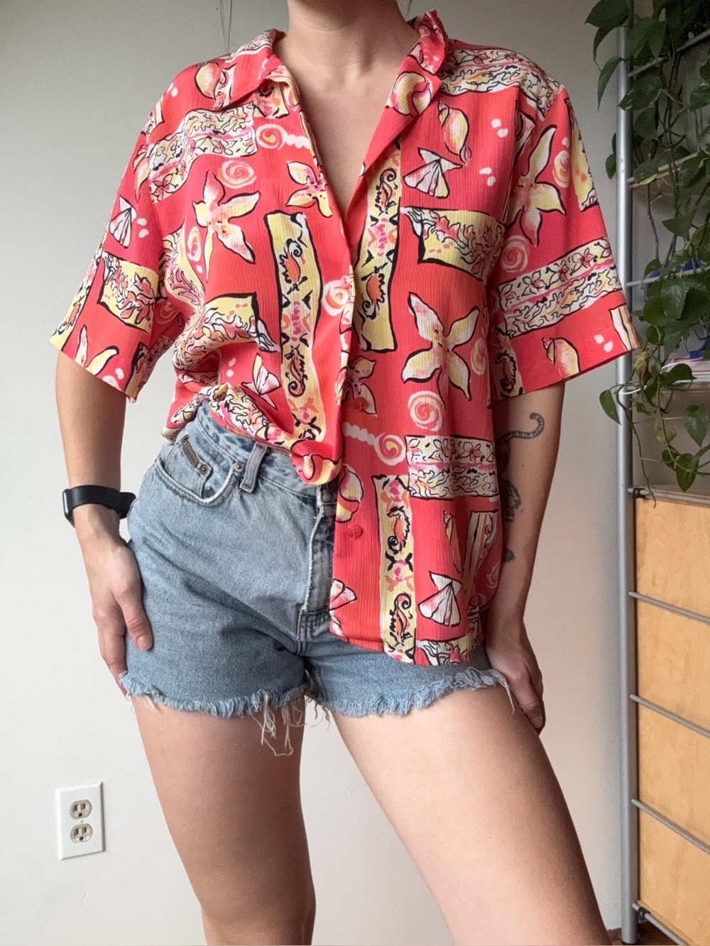 Koret vintage coral floral short sleeve button up